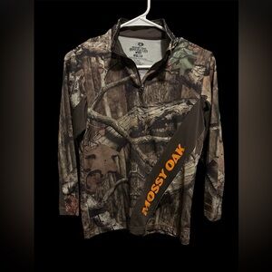 Mossy Oak Camo Half-Zip with Orange Logo size L 10/12